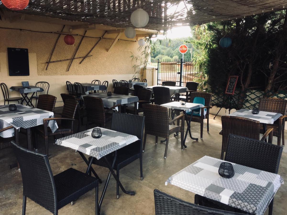 Auberge Du Relais D Auniac Hotel Bar Restaurant Piscine Anglars-Nozac Dış mekan fotoğraf