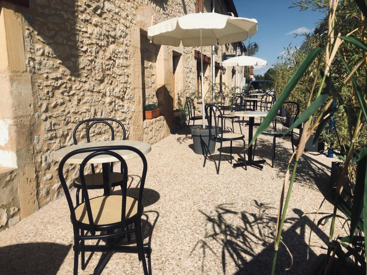 Auberge Du Relais D Auniac Hotel Bar Restaurant Piscine Anglars-Nozac Dış mekan fotoğraf