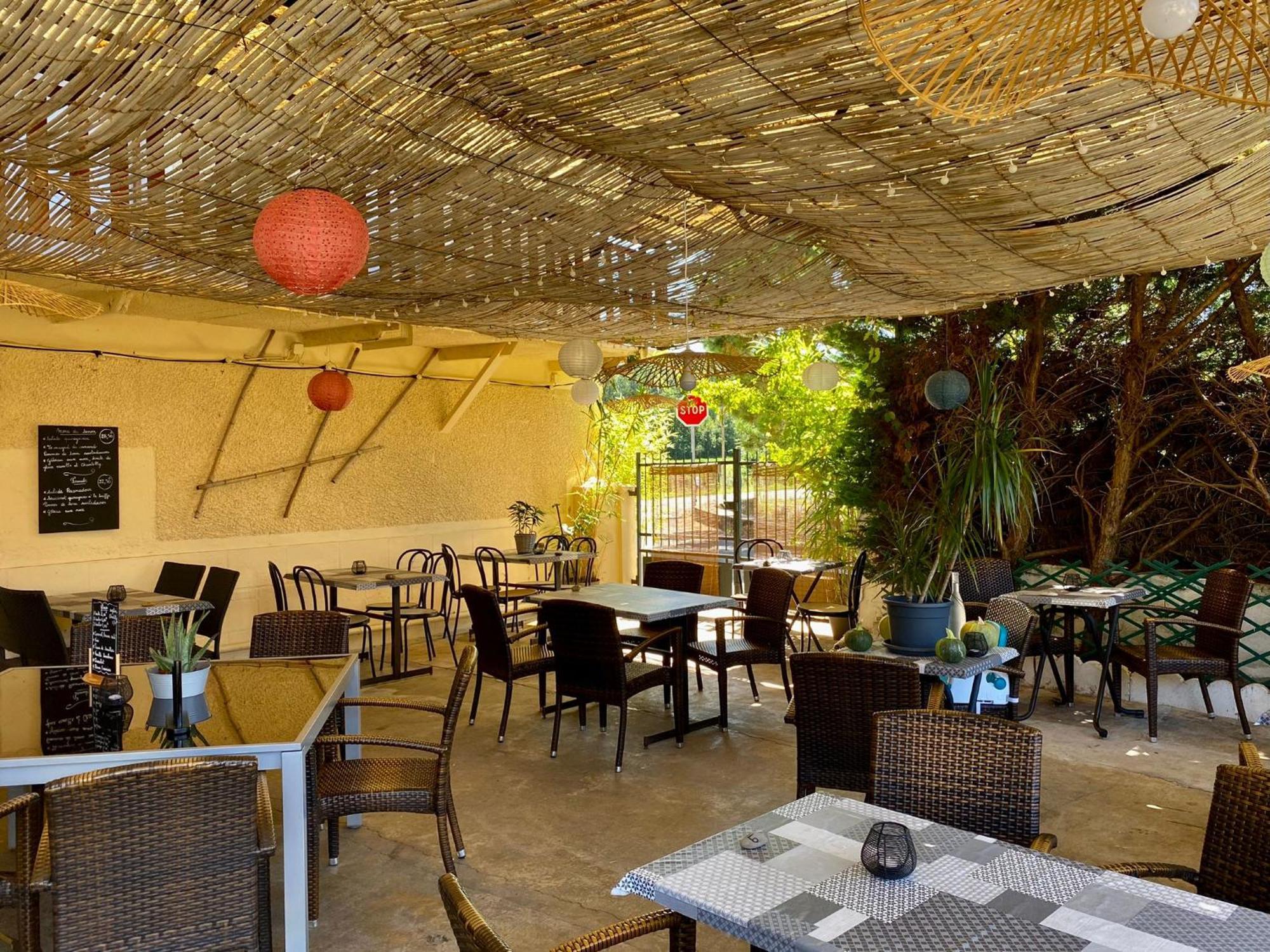 Auberge Du Relais D Auniac Hotel Bar Restaurant Piscine Anglars-Nozac Dış mekan fotoğraf