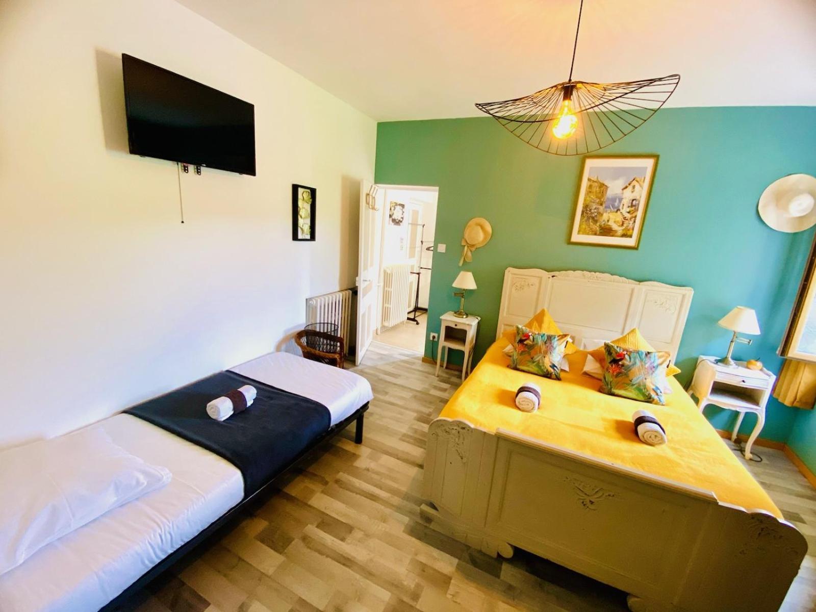 Auberge Du Relais D Auniac Hotel Bar Restaurant Piscine Anglars-Nozac Dış mekan fotoğraf